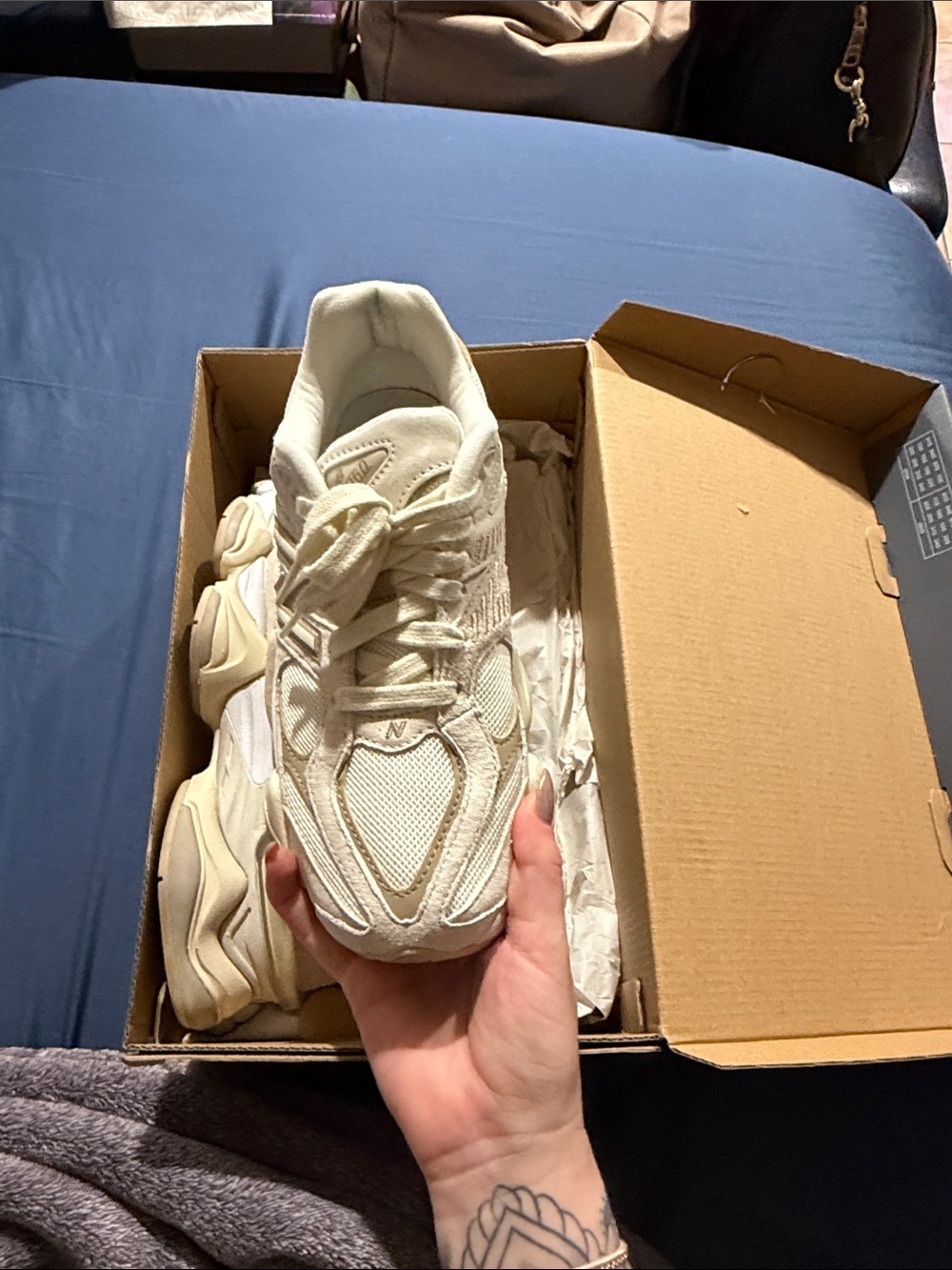 New Balance Cream and White Retro-Style Runner - Picture 2 of 7